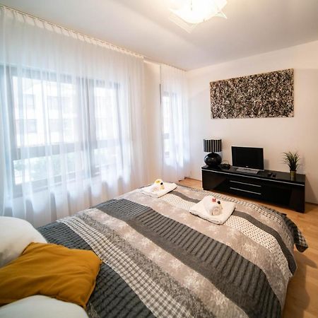 Free Parking! Soho Budapest 101, 4 Ppl, Ac, Superfast Wifi, Tv Luaran gambar