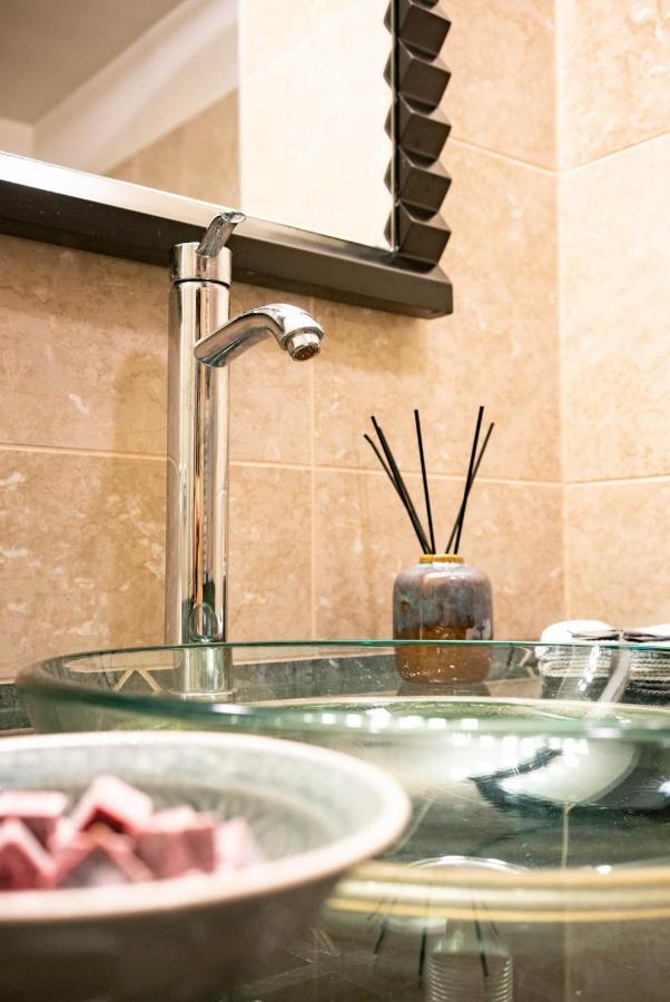 Free Parking! Soho Budapest 101, 4 Ppl, Ac, Superfast Wifi, Tv Luaran gambar