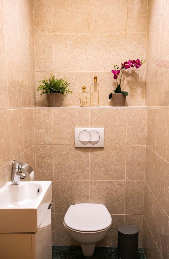 Free Parking! Soho Budapest 101, 4 Ppl, Ac, Superfast Wifi, Tv Luaran gambar