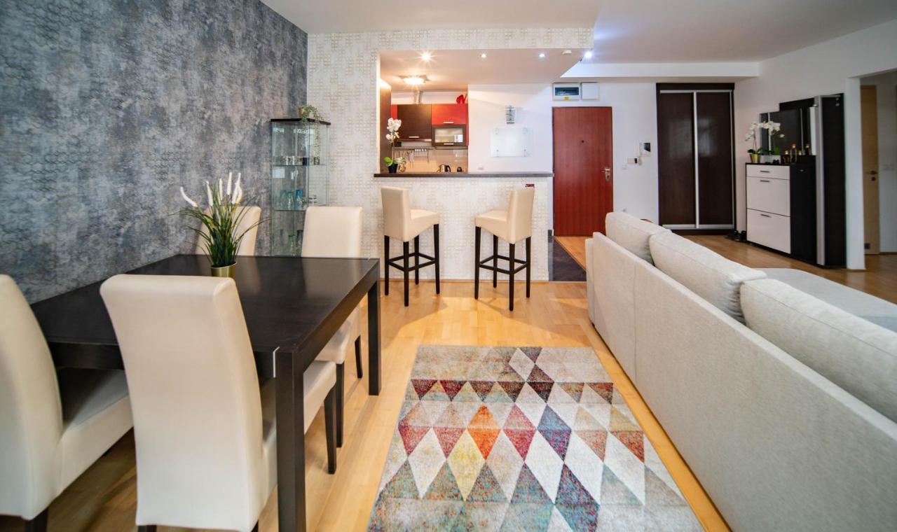 Free Parking! Soho Budapest 101, 4 Ppl, Ac, Superfast Wifi, Tv Luaran gambar
